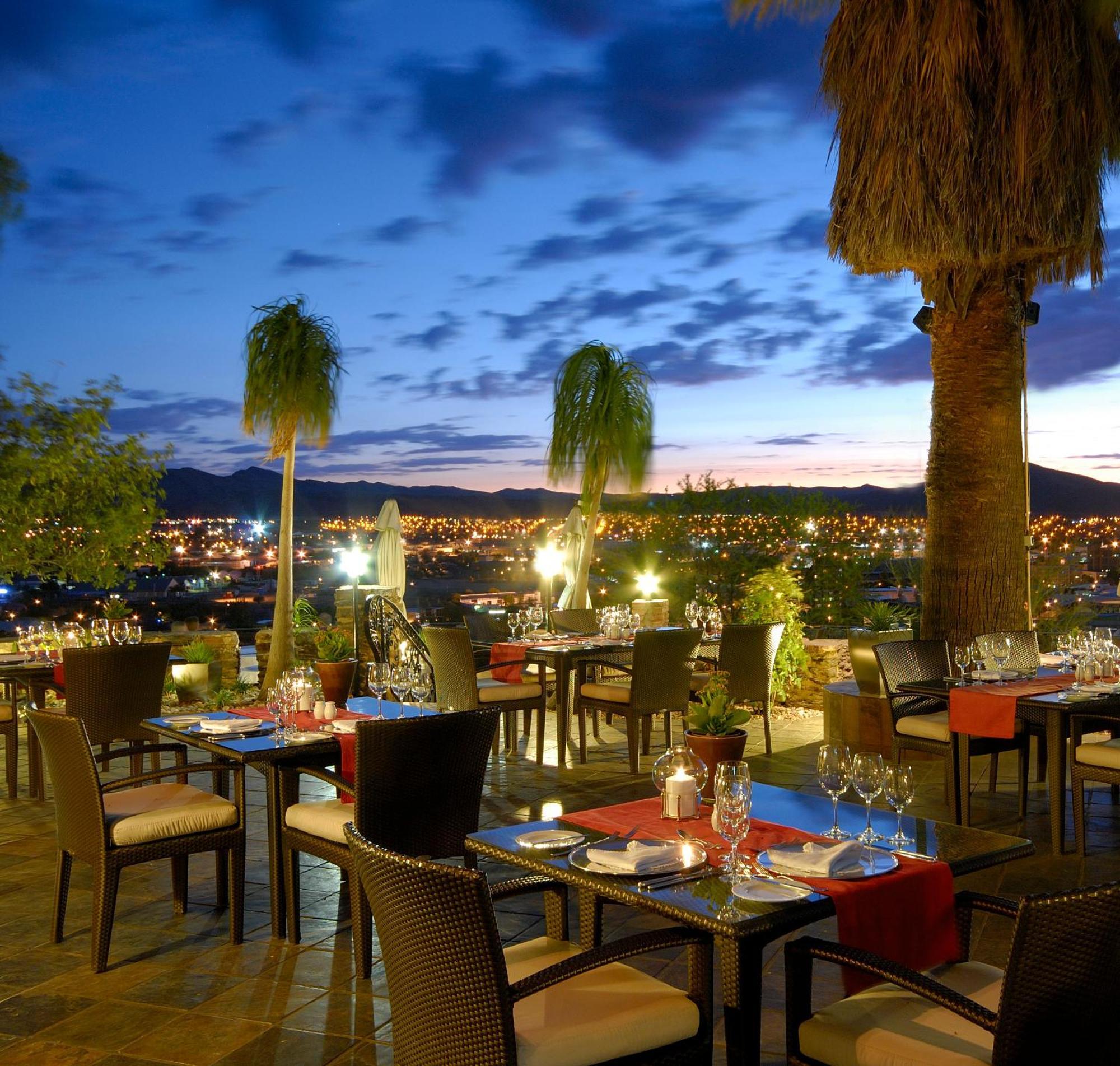 Hotel Heinitzburg Windhoek Buitenkant foto